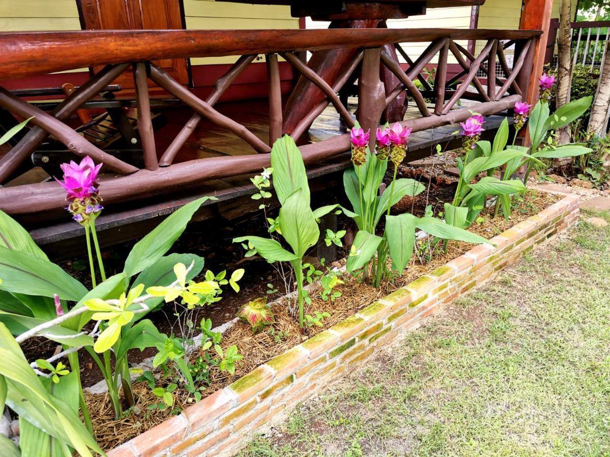 Star View Garden Villa Ban Huai Maenam Noi Eksteriør billede